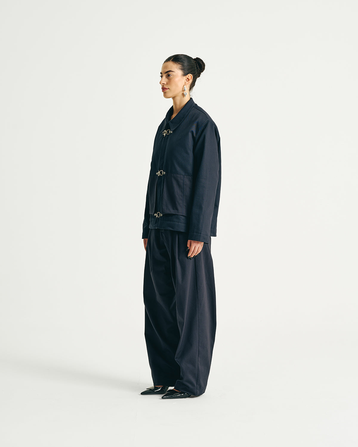 Canvas Pleated Pants - Navy Blue