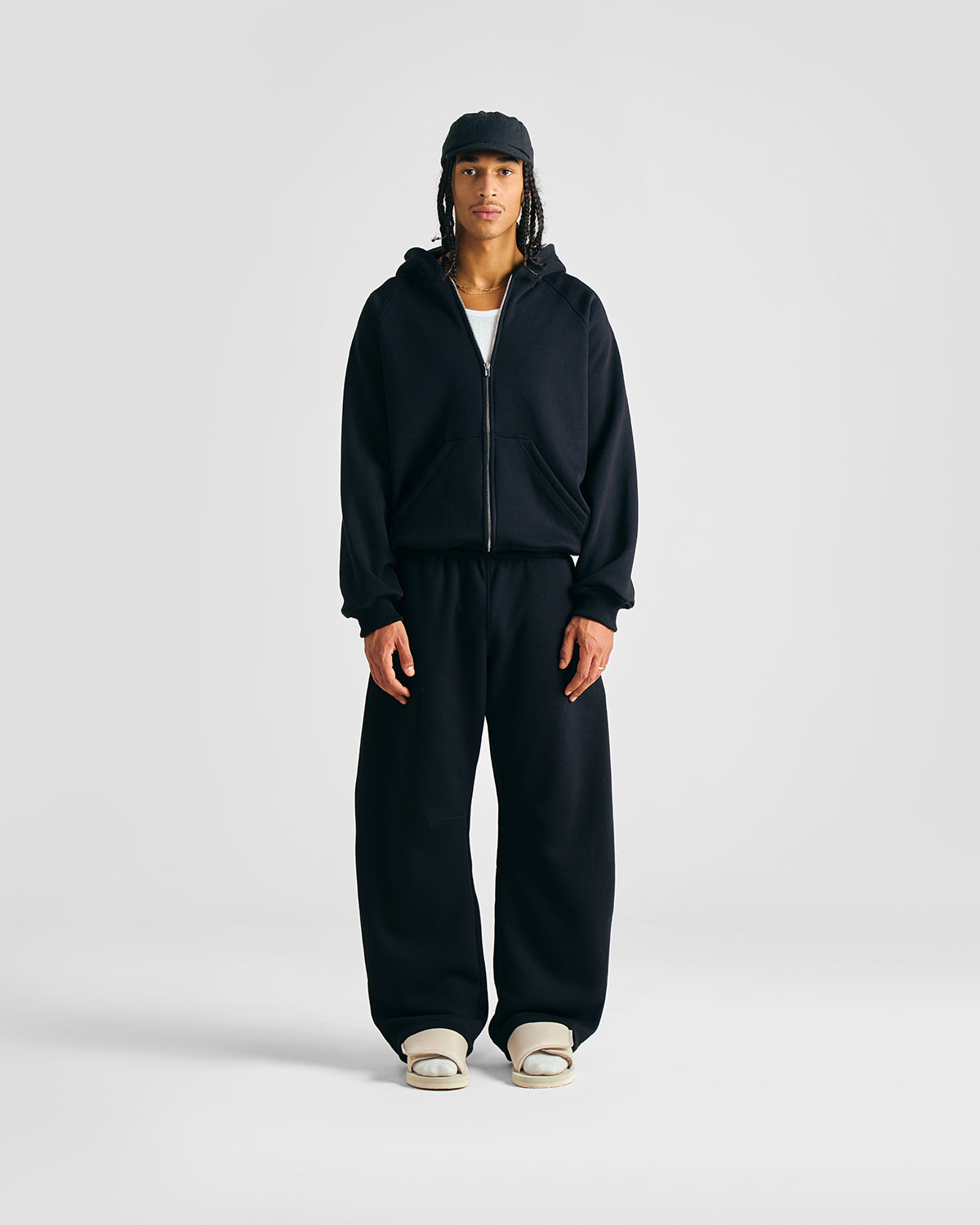EVERYDAY JET BLACK SWEATPANTS