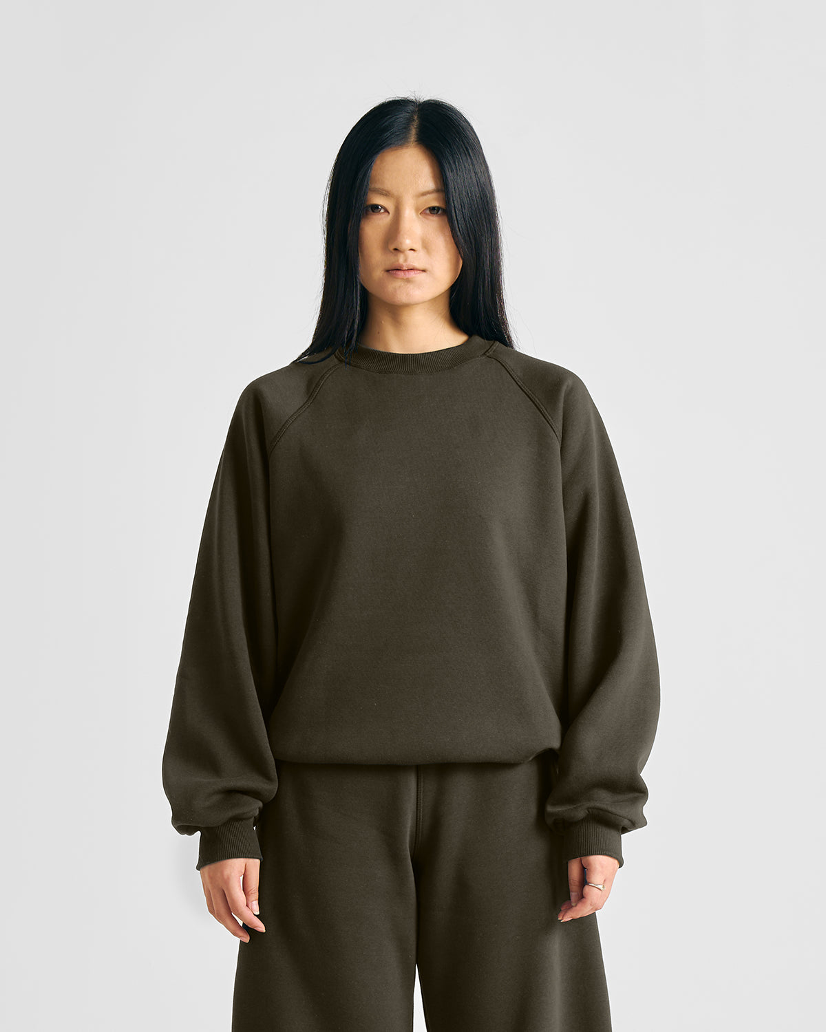 EVERYDAY MILITARY GREEN CREWNECK