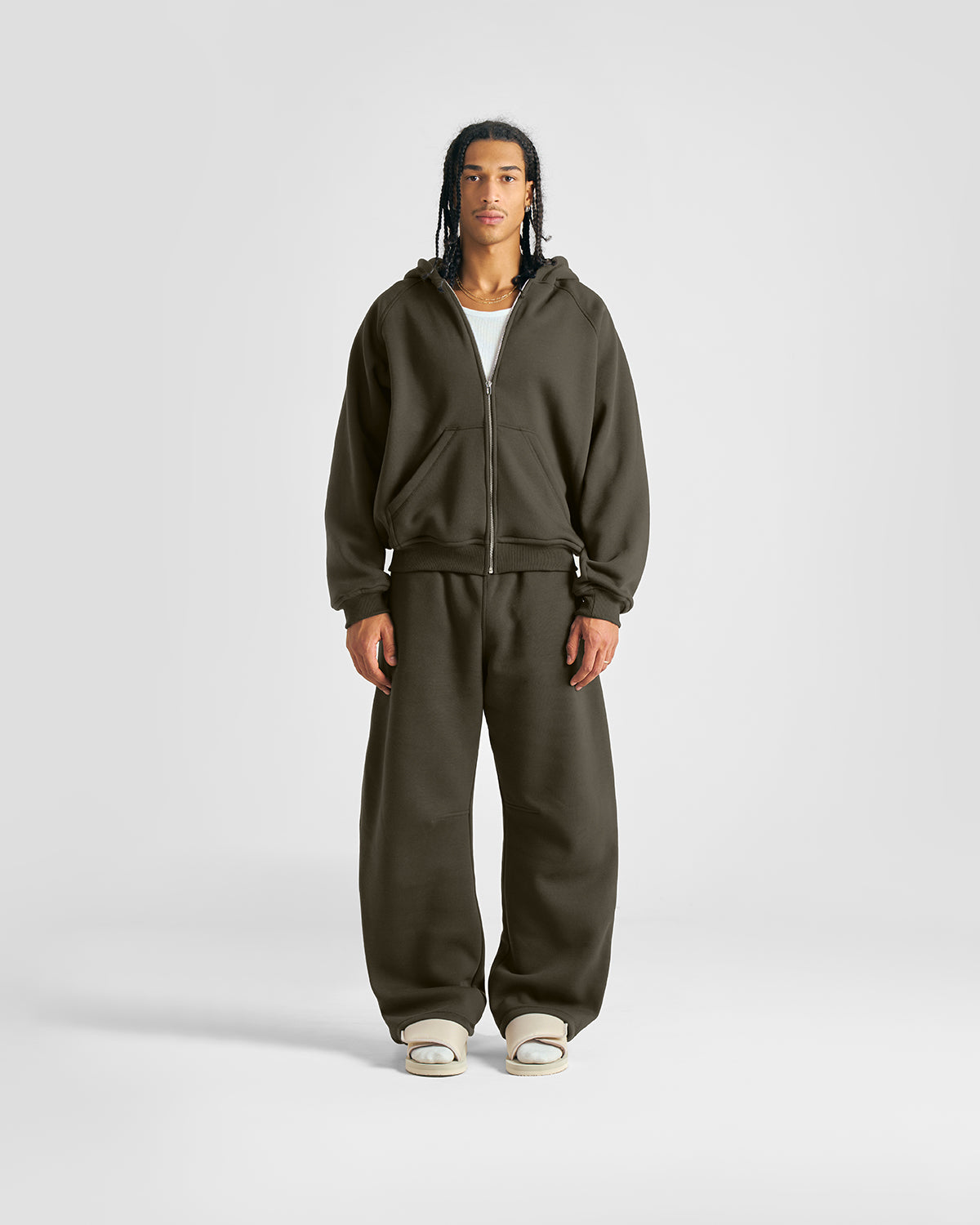 EVERYDAY MILITARY GREEN SWEATPANTS