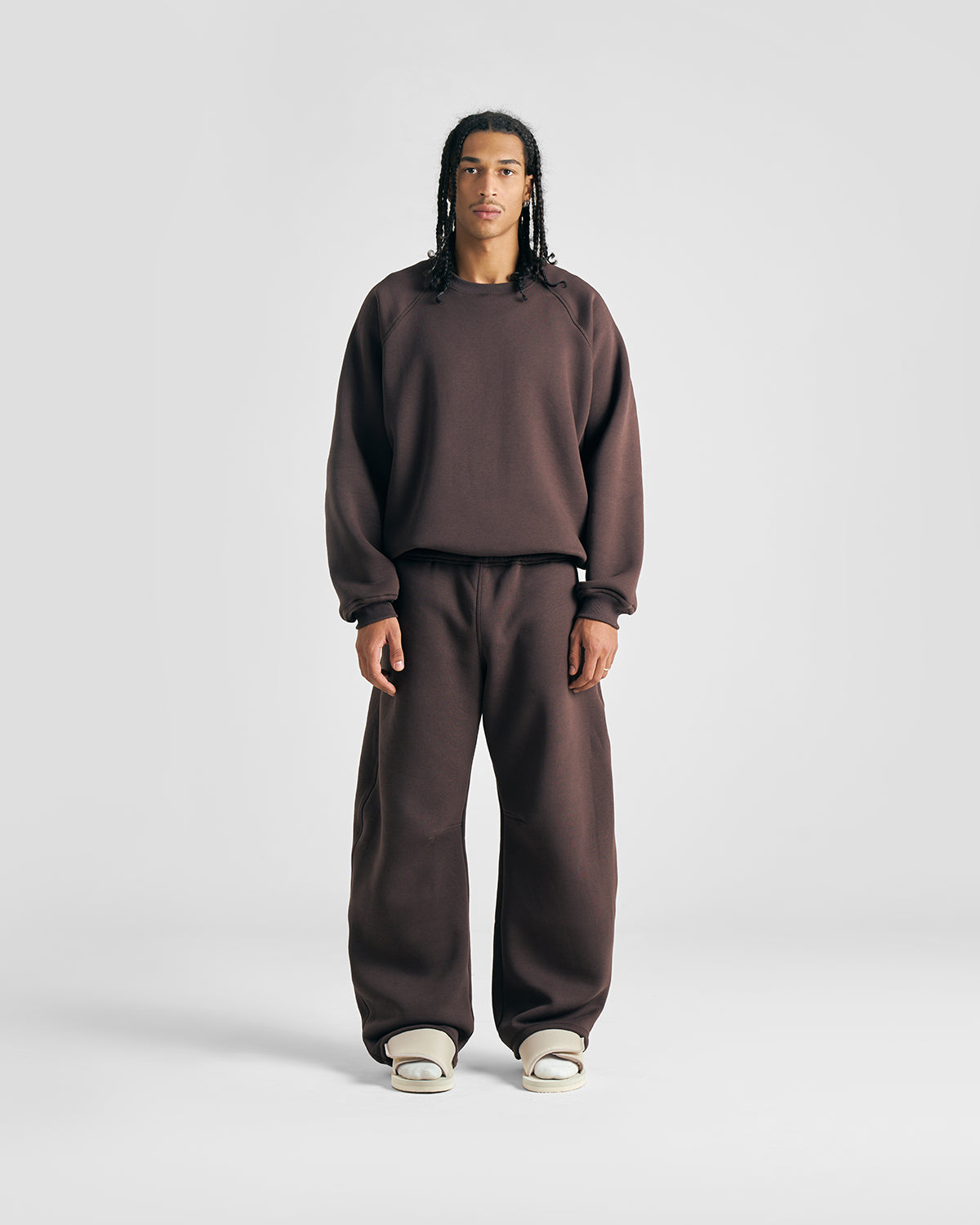 EVERYDAY MOCHA BROWN CREWNECK