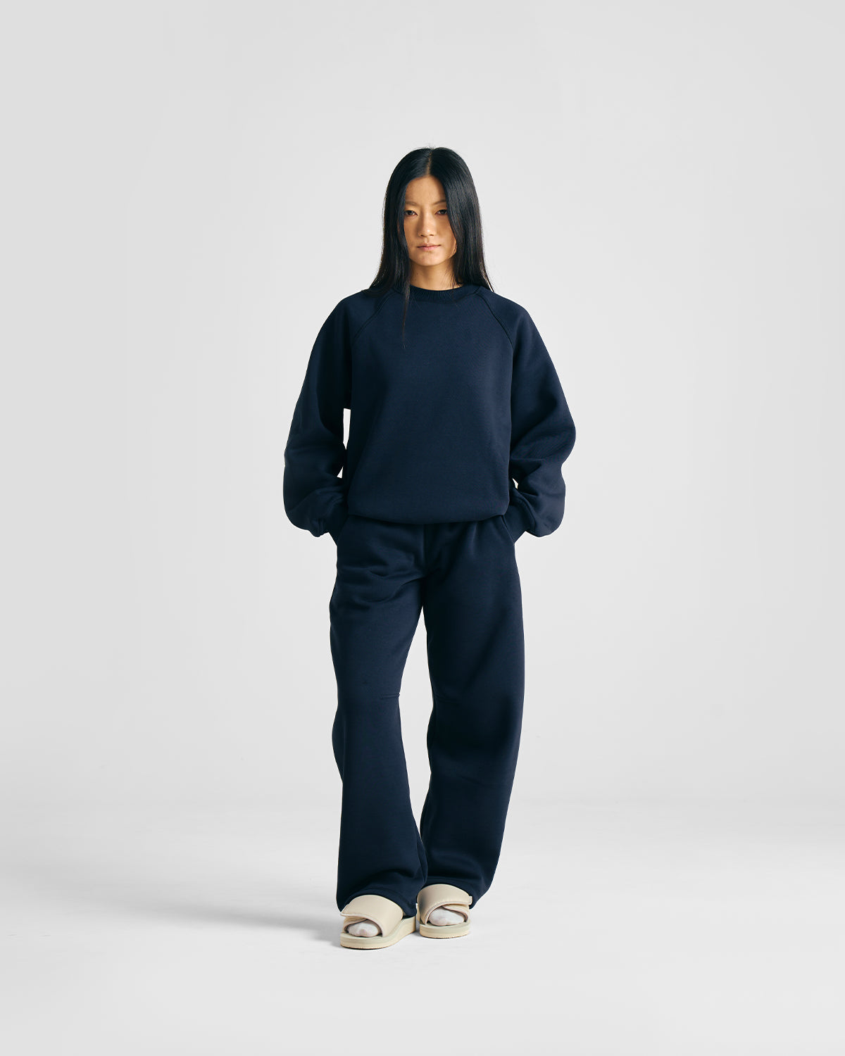 EVERYDAY NAVY BLUE CREWNECK