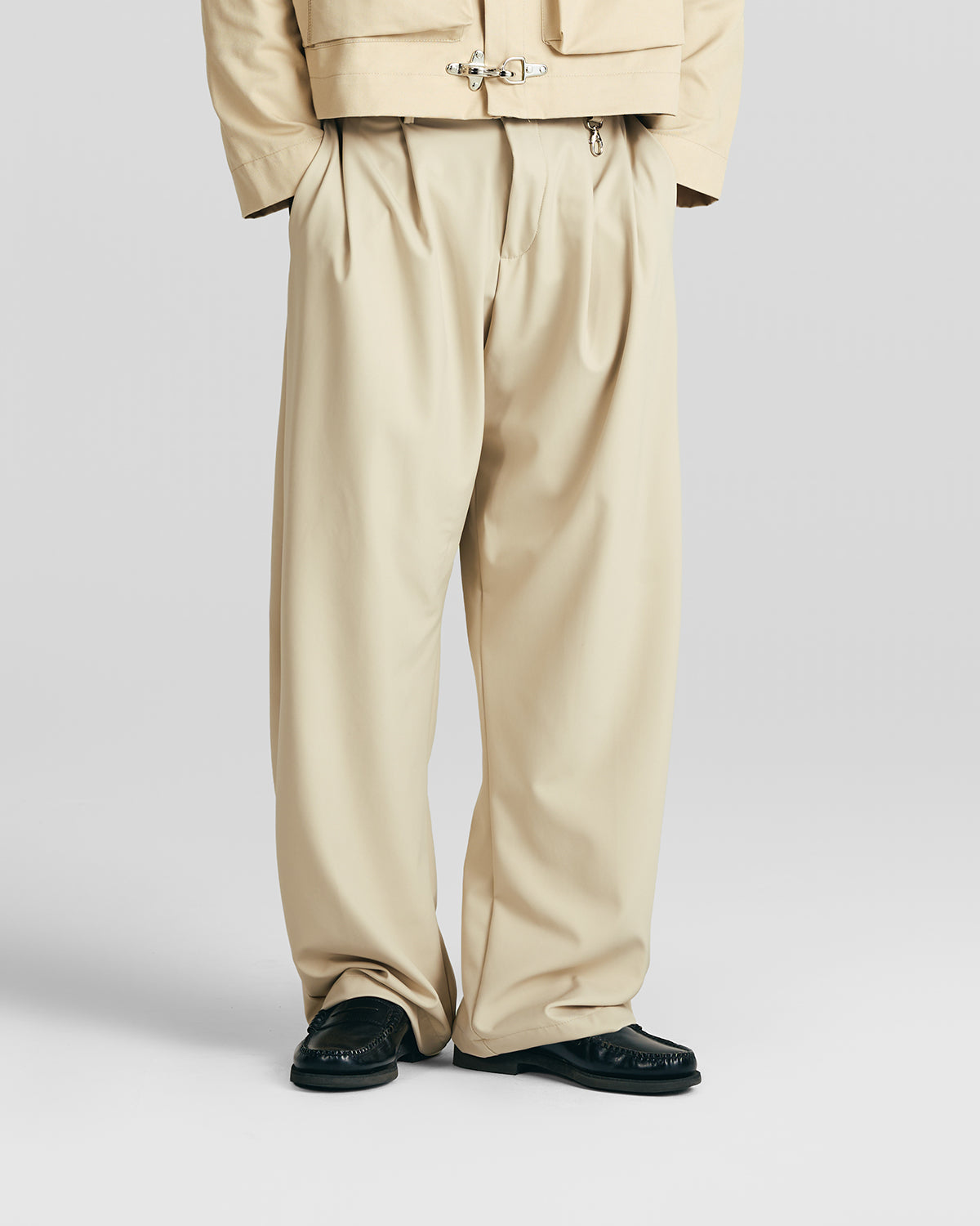 Pure Sand Everyday Pleated Pants