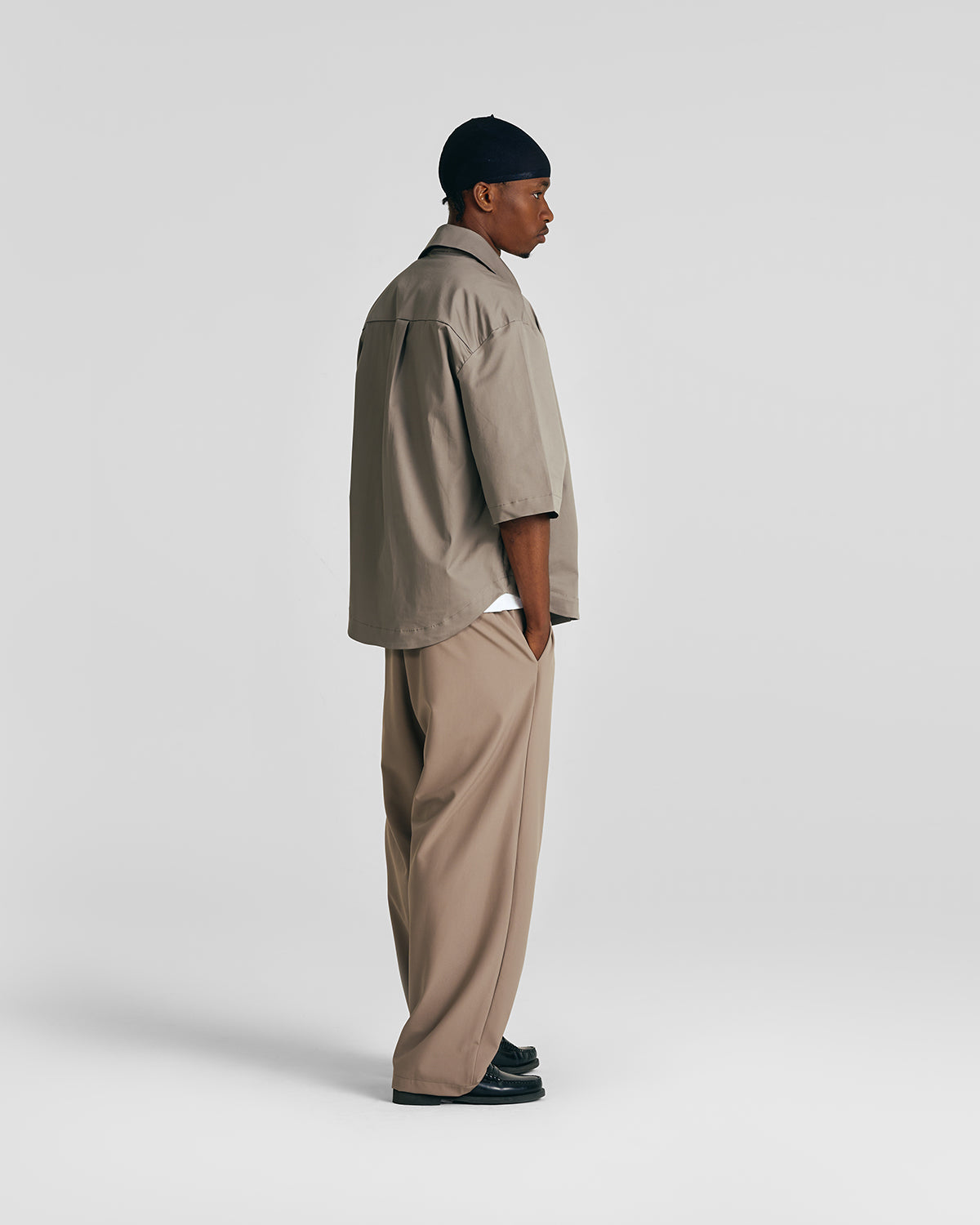 Silk Clay Everyday Pleated Pants