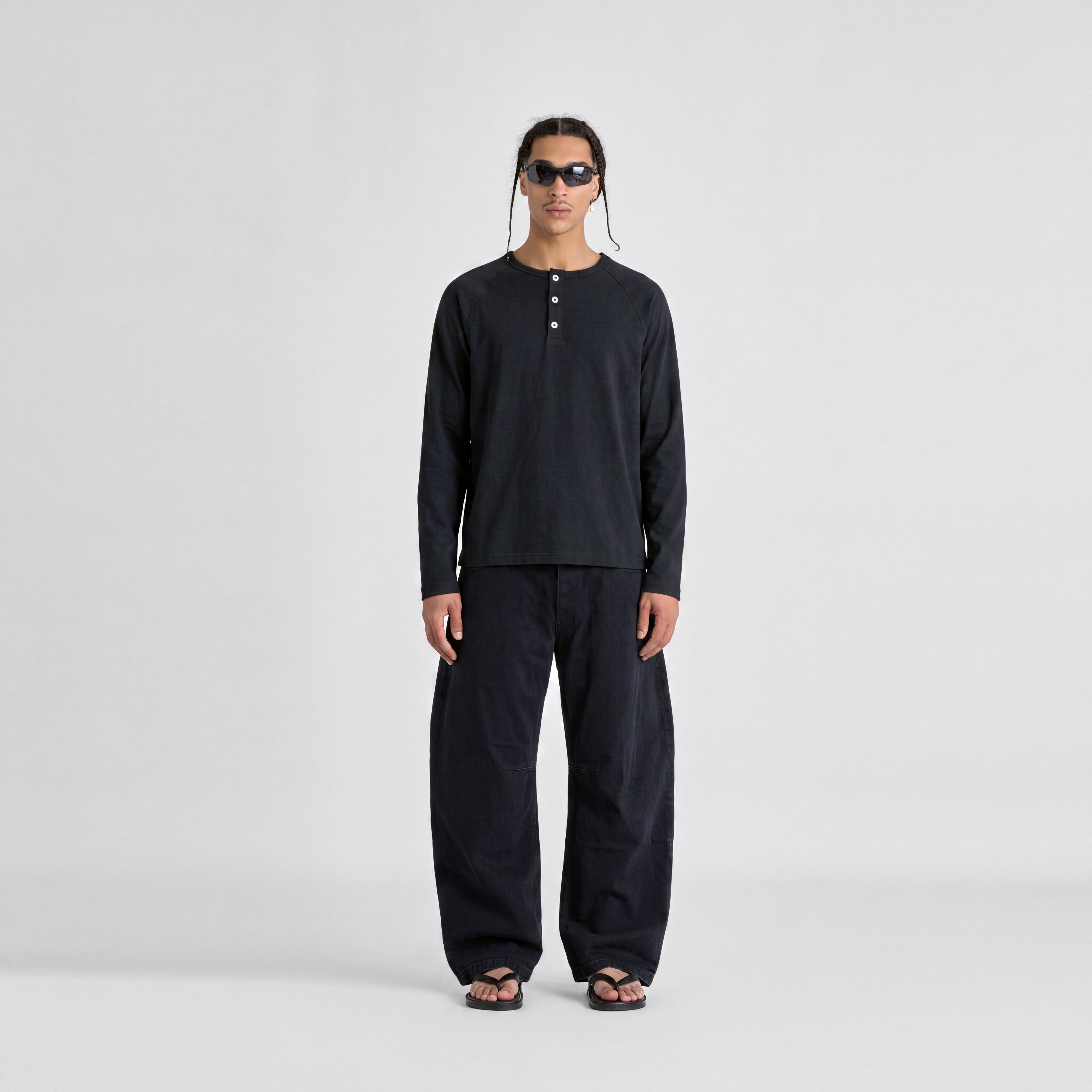 Henley Longsleeve - Jet Black