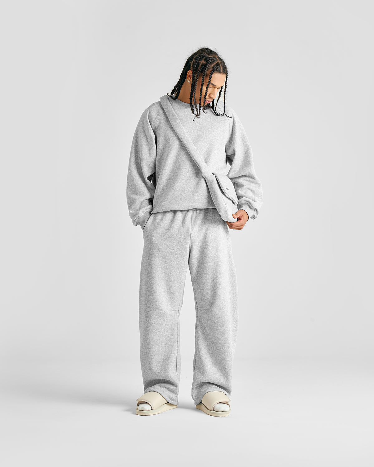 EVERYDAY GYM GREY CREWNECK