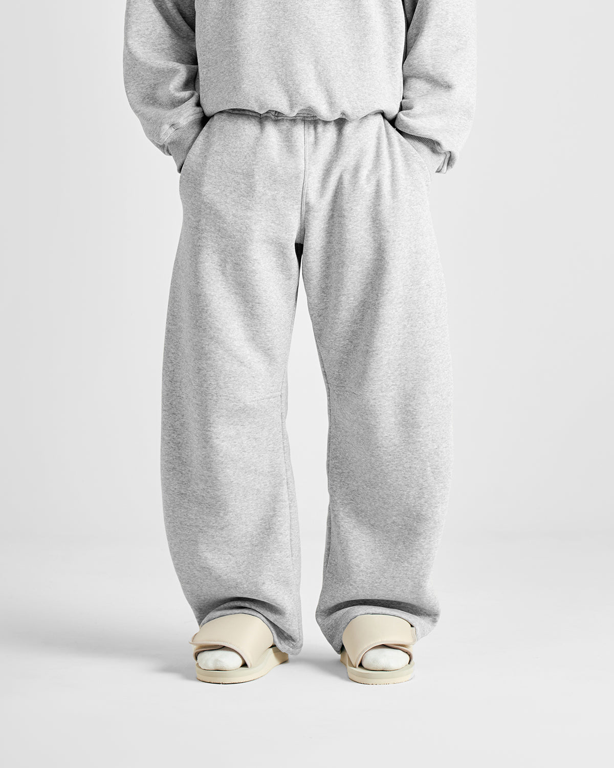 EVERYDAY GYM GREY SWEATPANTS