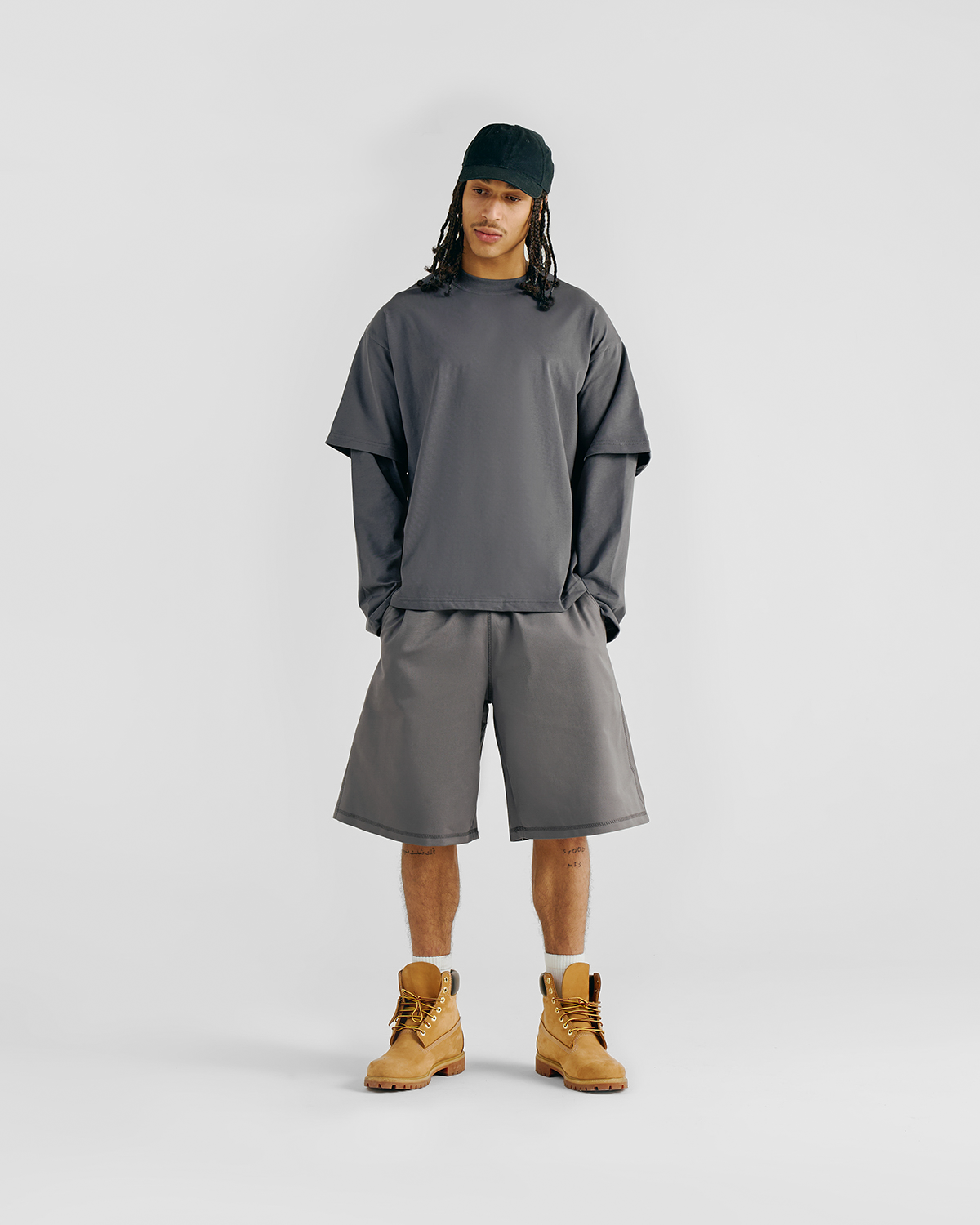 Jorts grigio piombo per tutti i giorni