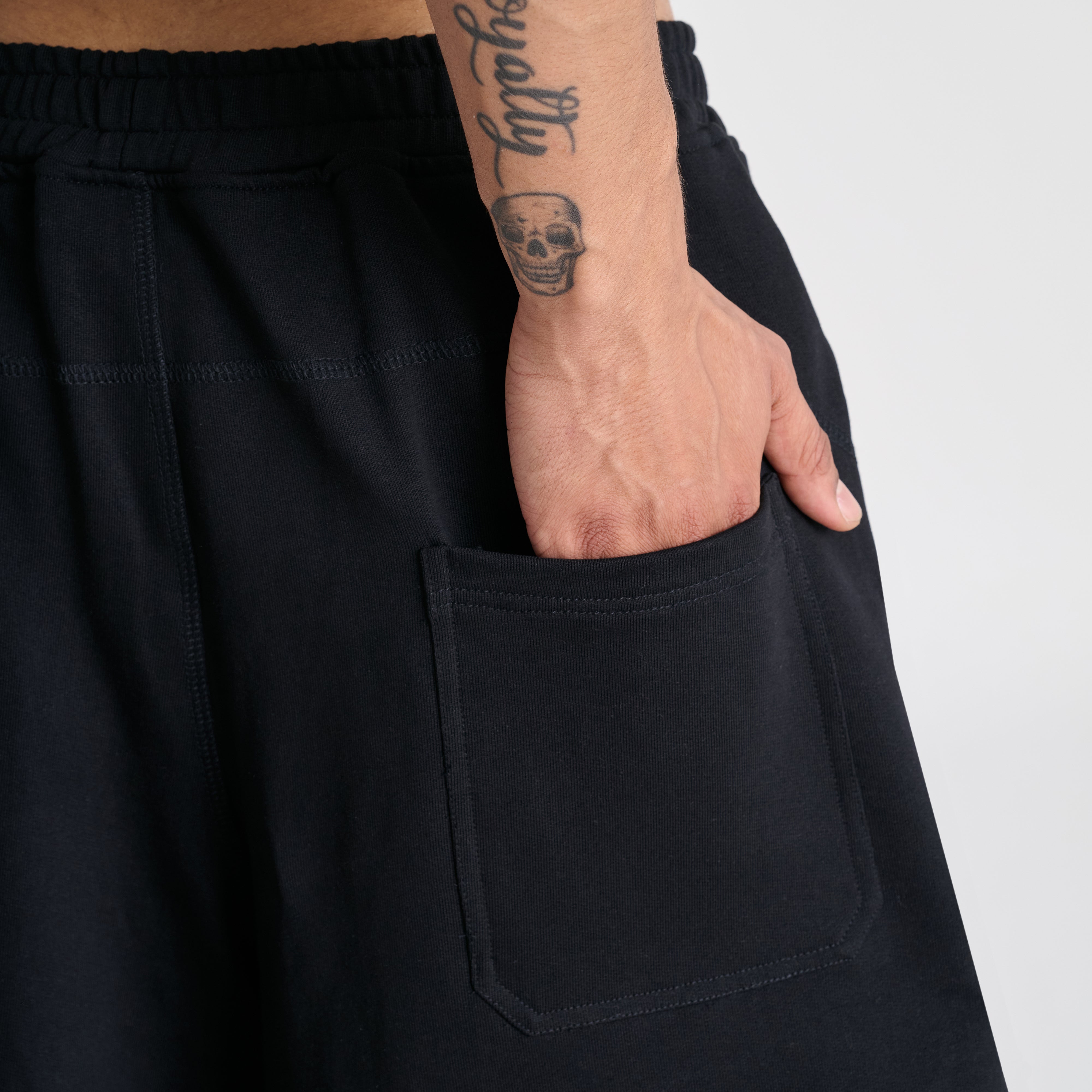 Everyday Cozy Shorts - Jet Black