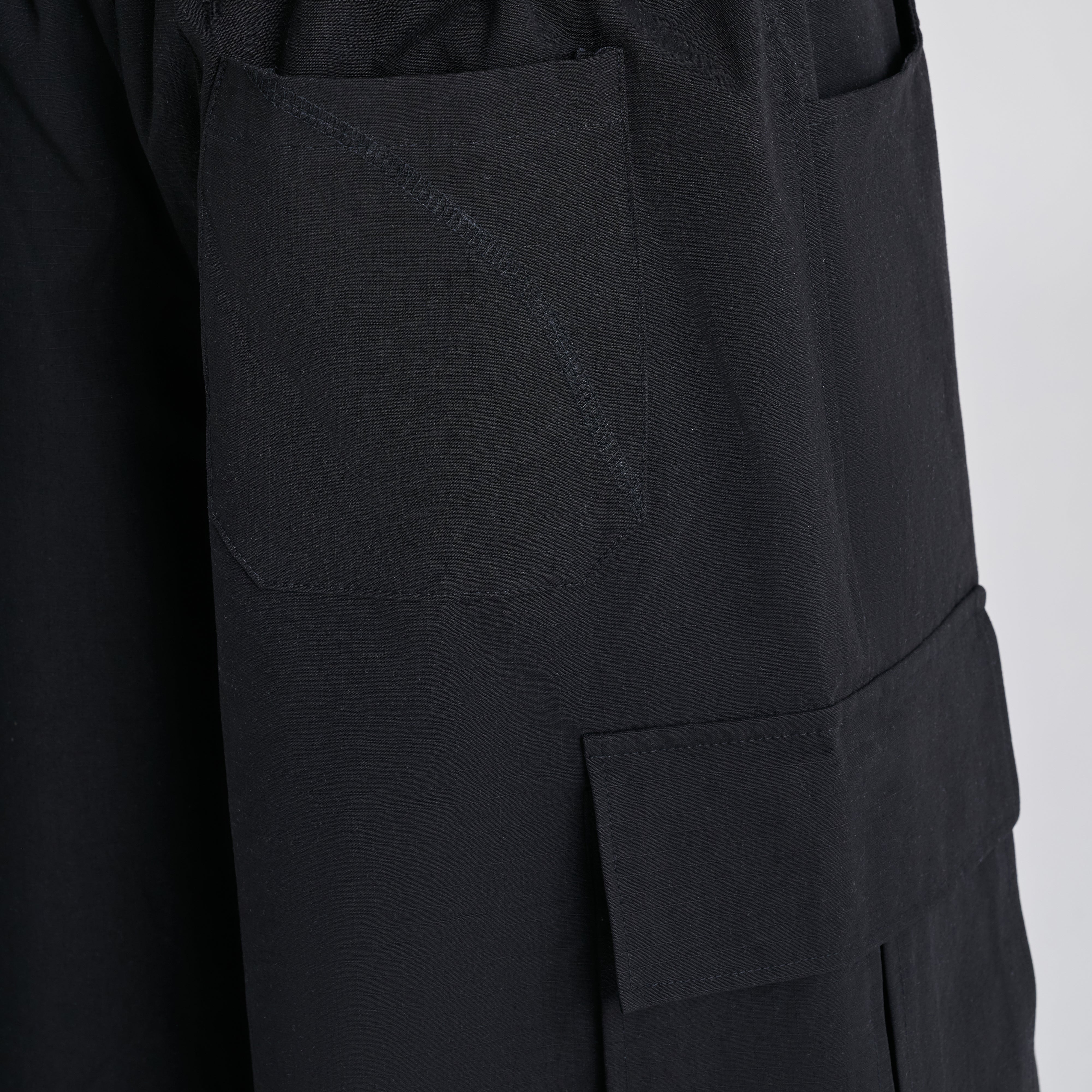 Big Cargo - Jet Black