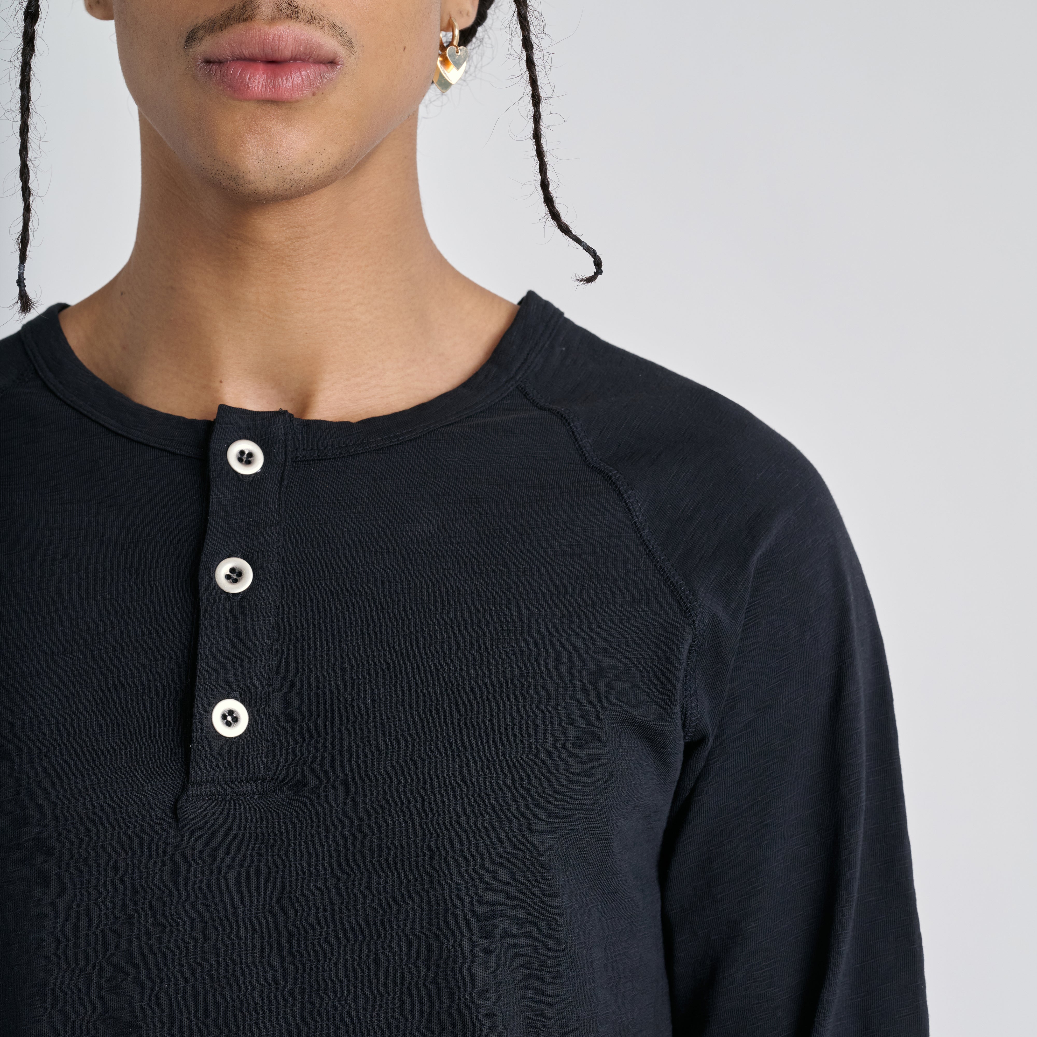 Henley Longsleeve - Jet Black