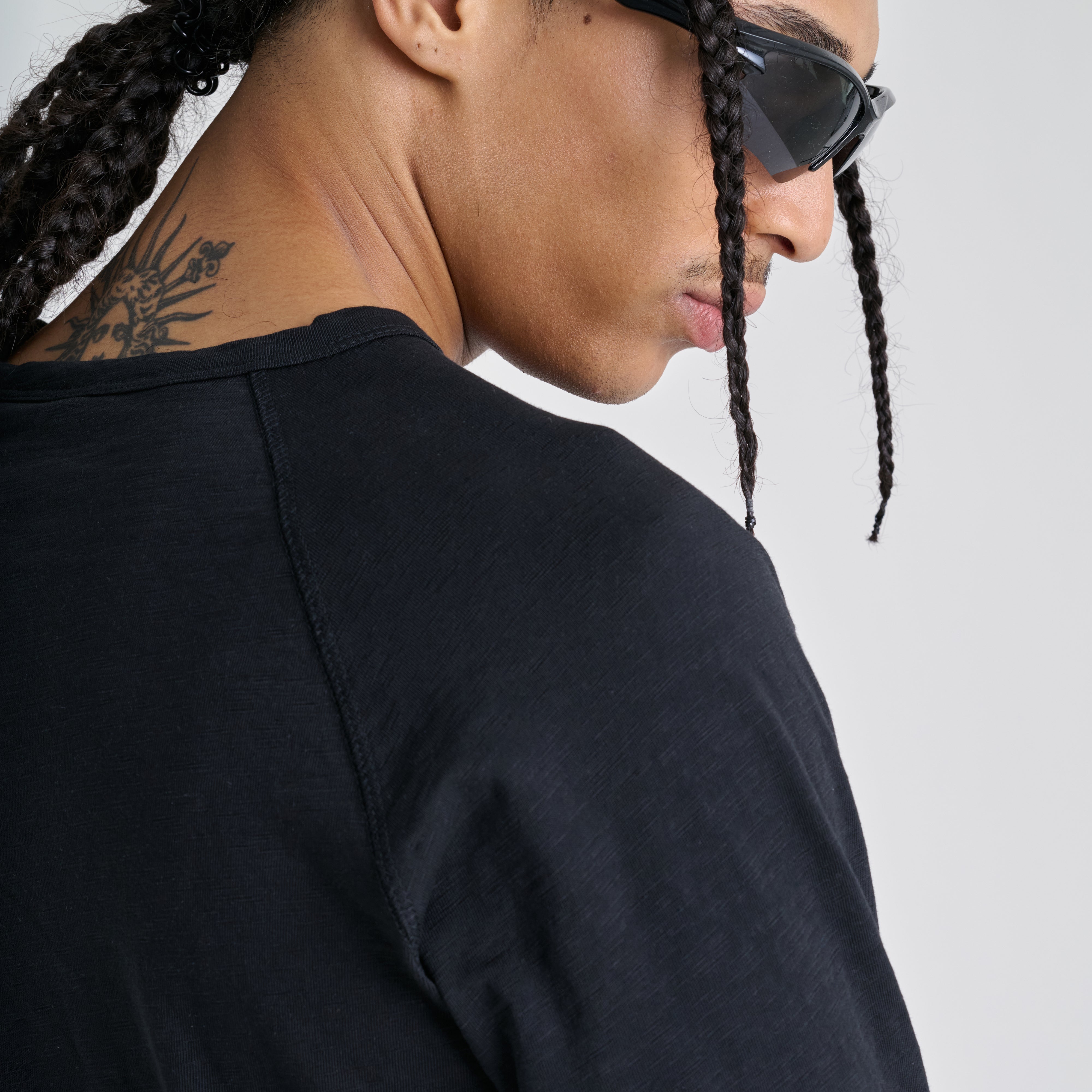 Henley Longsleeve - Jet Black