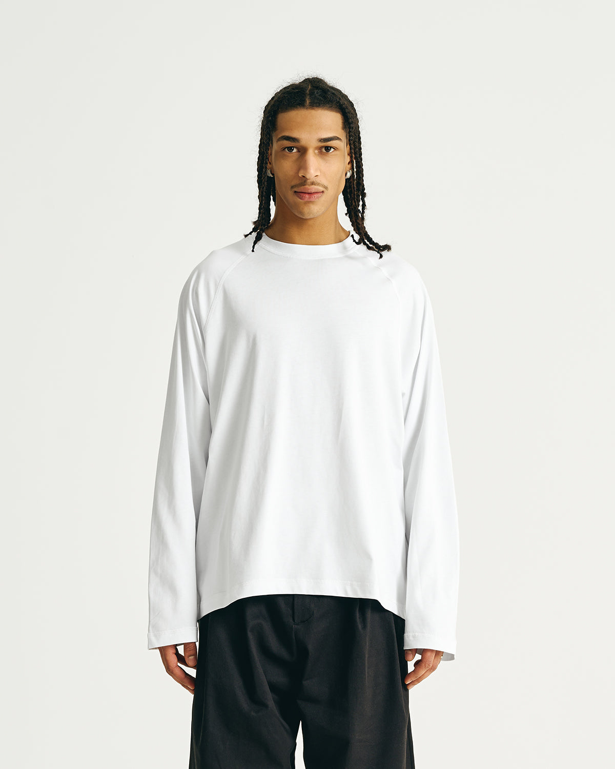 EVERYDAY LONGSLEEVE TEE