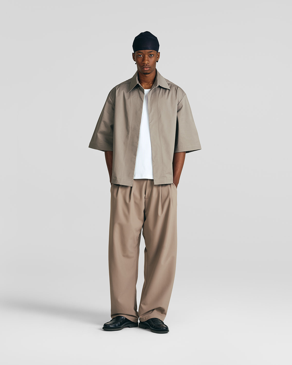 Silk Clay Everyday Pleated Pants