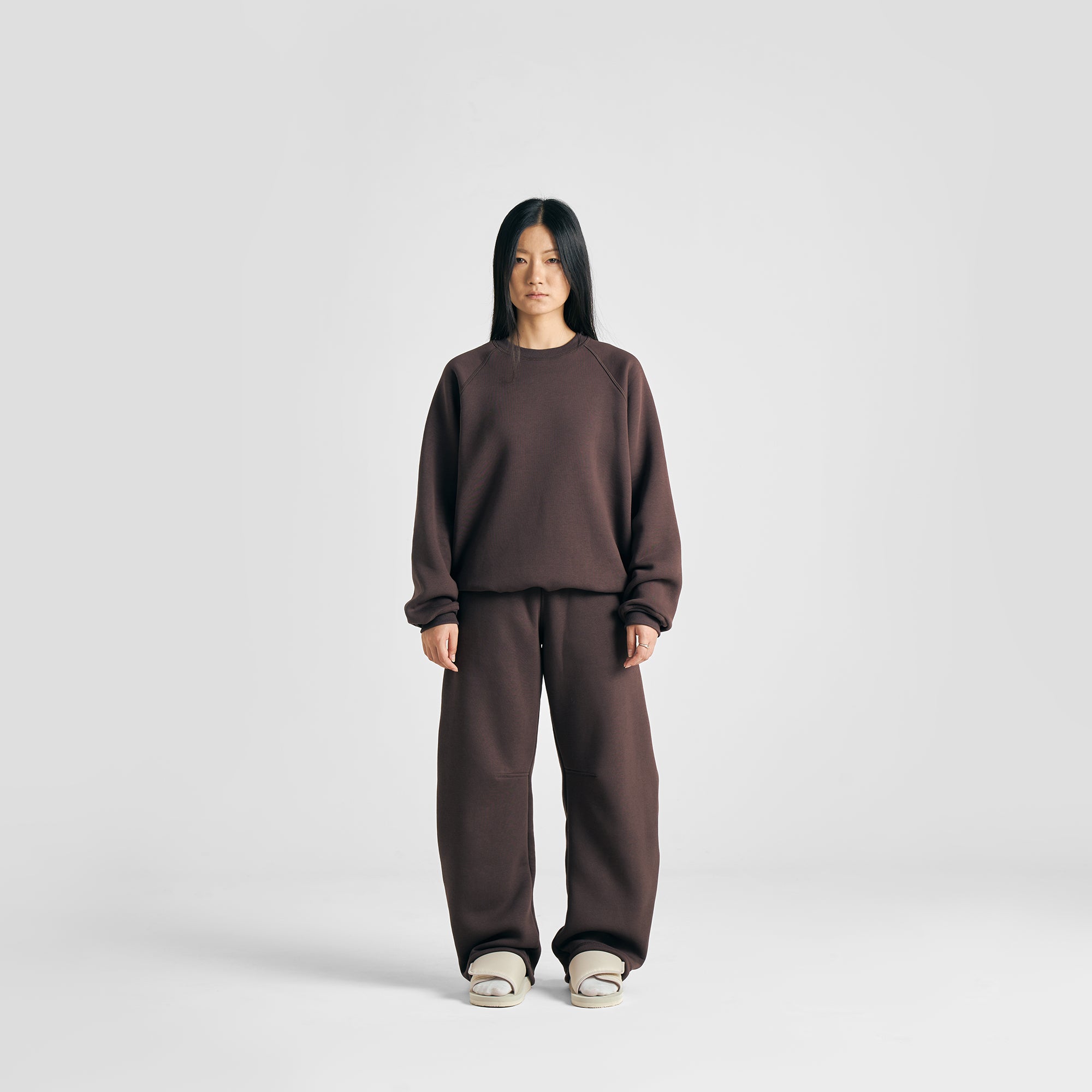 JEDEN TAG MOCHA BRAUN CREWNECK